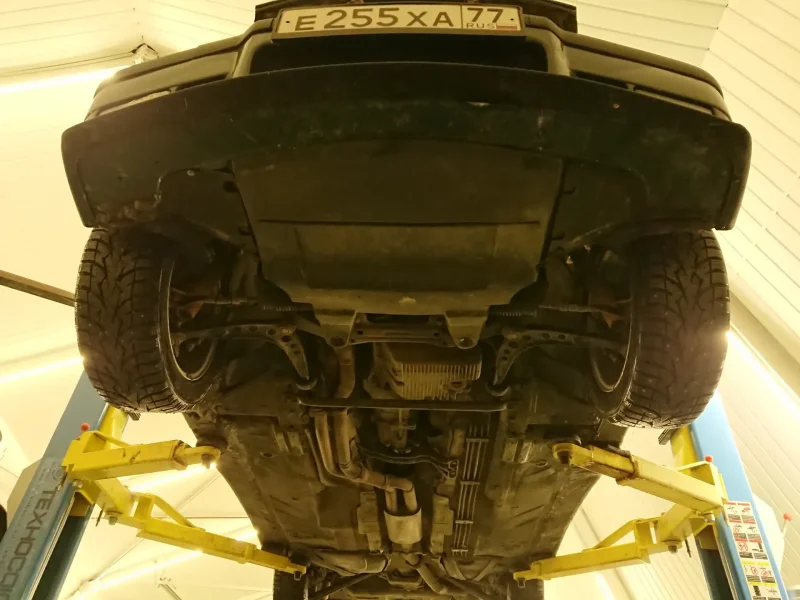 116 BMW снизу