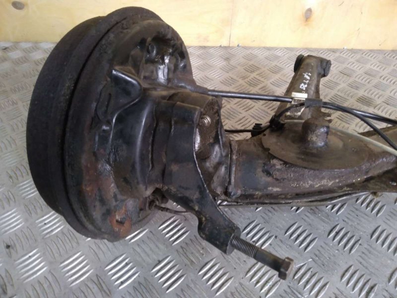 Ступица задняя BMW e81