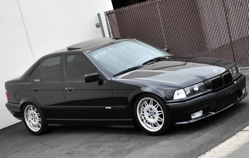BMW e36 sedan