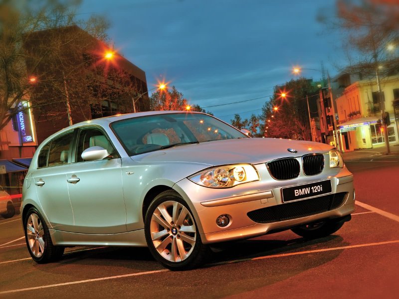 BMW 120i e87