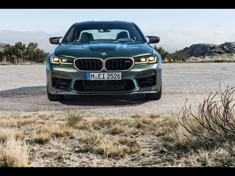Мерседес Бенц vs BMW