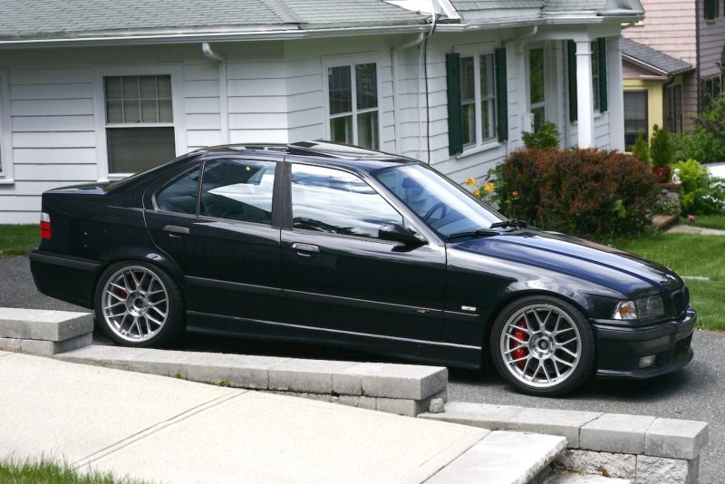BMW e36 sedan Black
