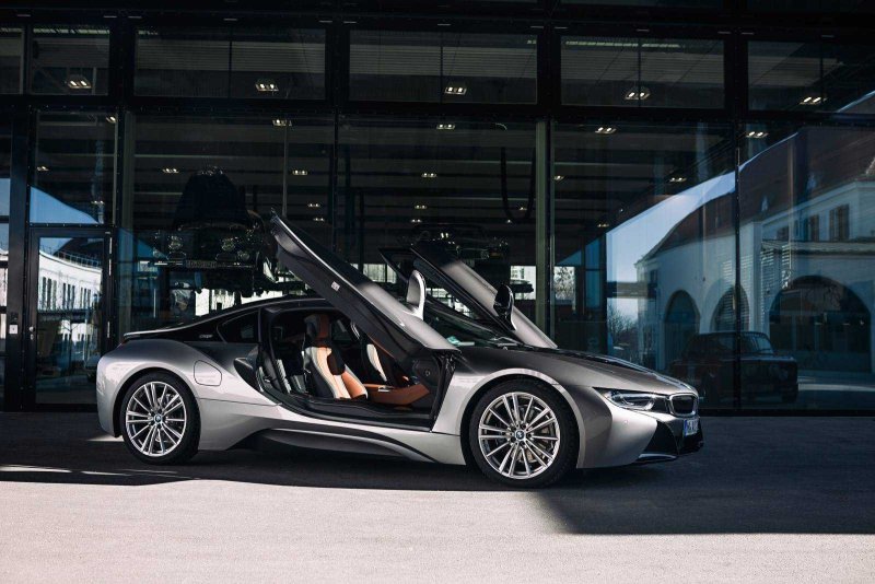 BMW i8 2020