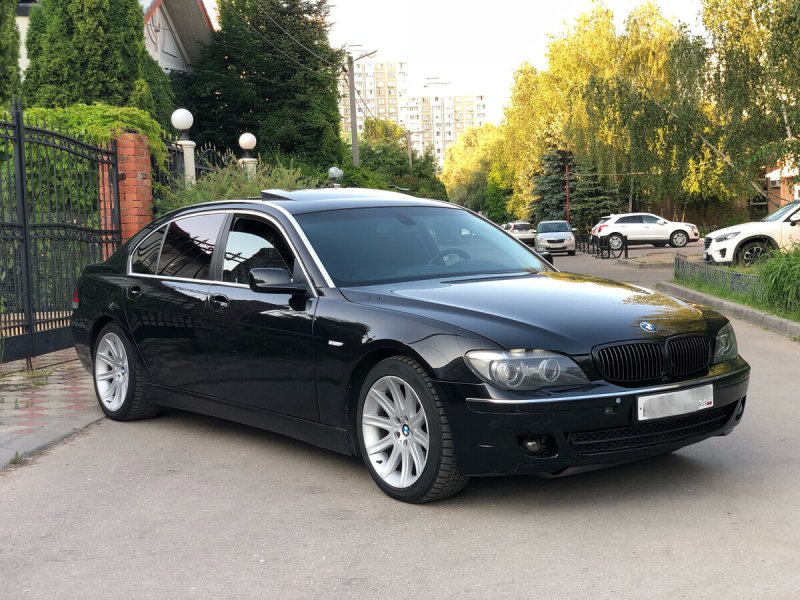 BMW 7 e65 черная
