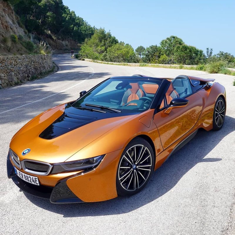 BMW спортивная i8