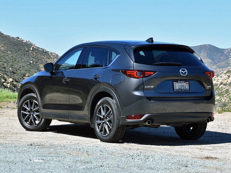 Мазда кроссовер СХ 5 белая