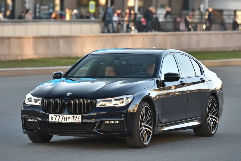 BMW m5 nomer в100вв 05