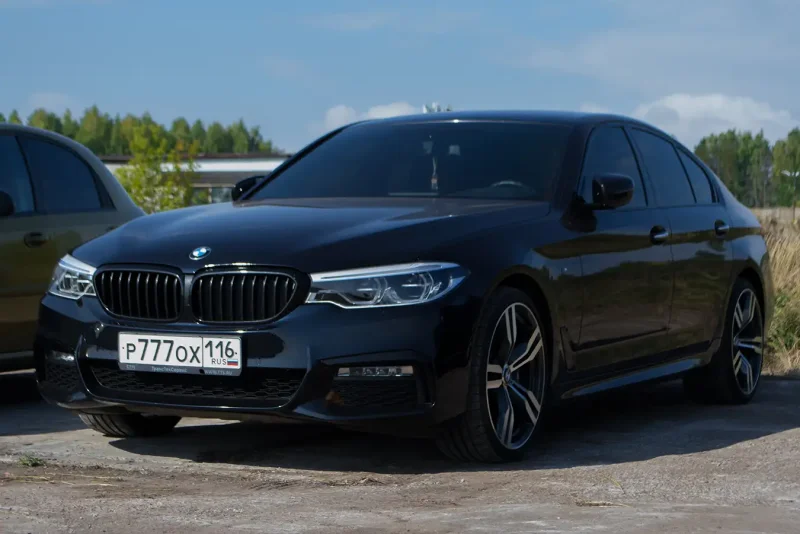 БМВ м5 777 черная