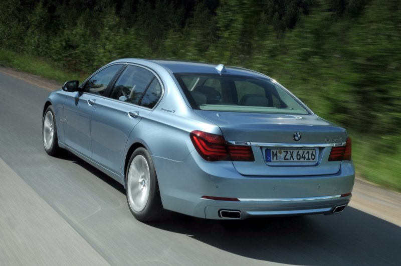 BMW 7 Series 2012