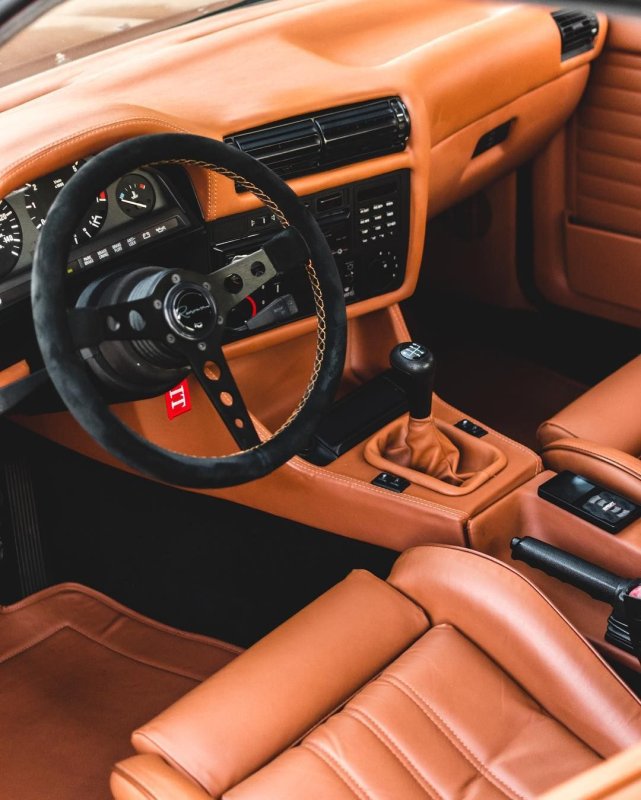 BMW e30 Альпина салон