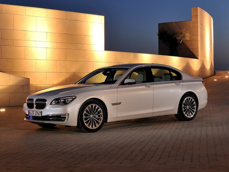 BMW 7 Series 750i