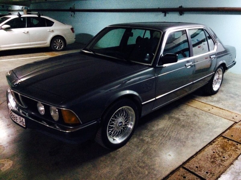 BMW 735 e23