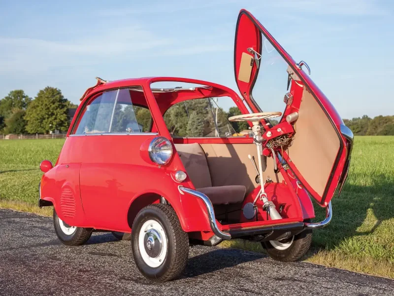 BMW 300 Isetta трехколесная