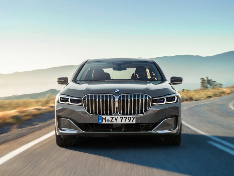 BMW 7 g12 LCI