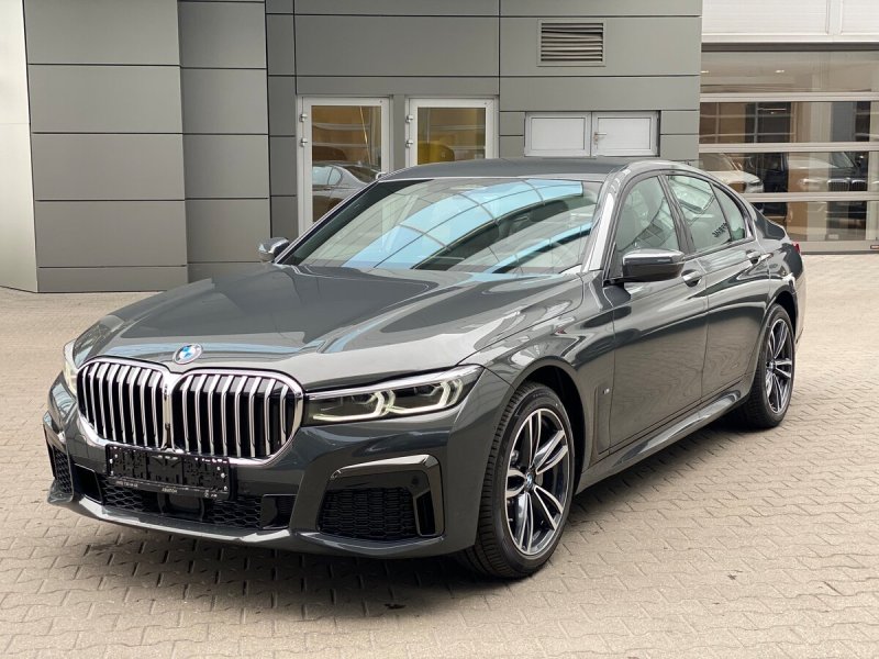 Новая BMW 7
