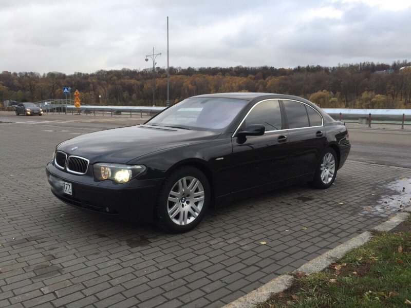 BMW 7 2002 4.4