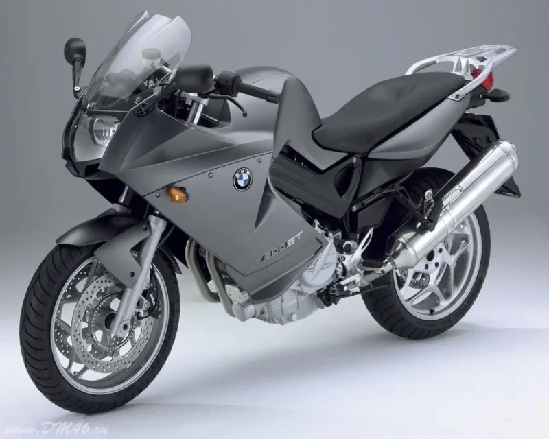 Мотоцикл БМВ f800st