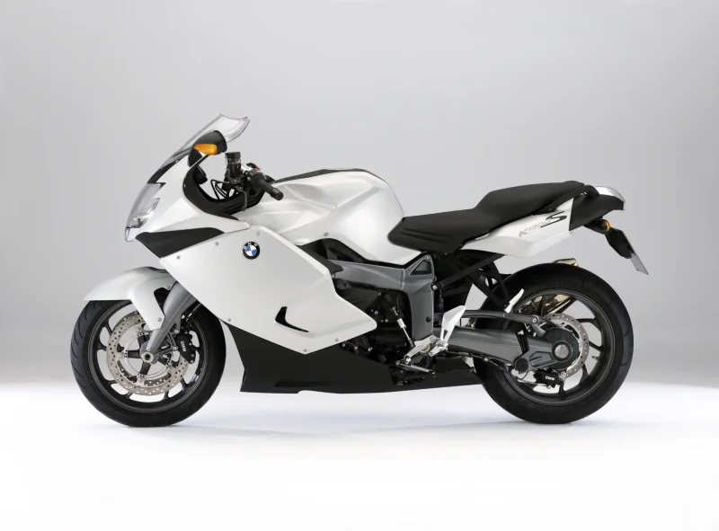 Модель мотоцикла BMW k1300s