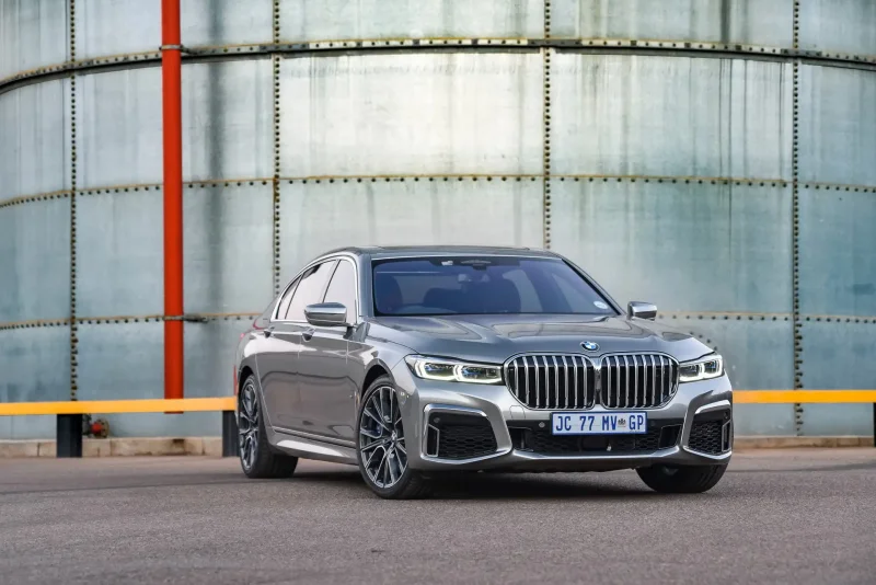 БМВ 740 li 2019