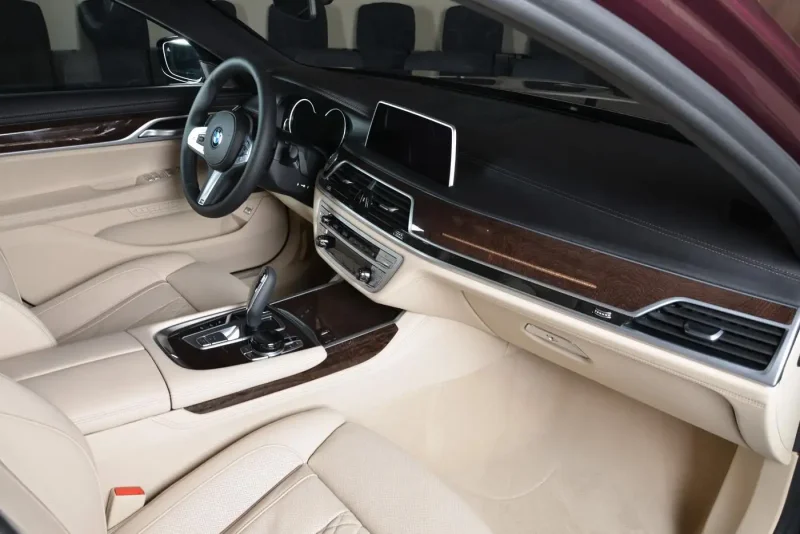 BMW 740li 2018