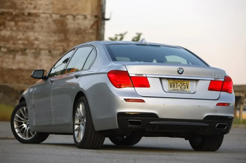 БМВ 740 li 2011