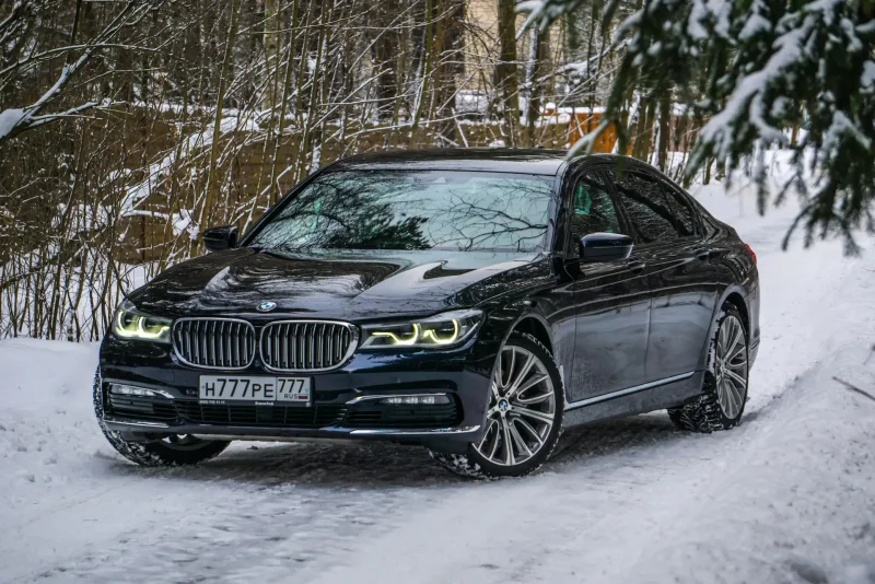 БМВ 740 li 2022