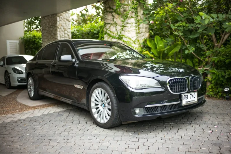 BMW 740li 2010