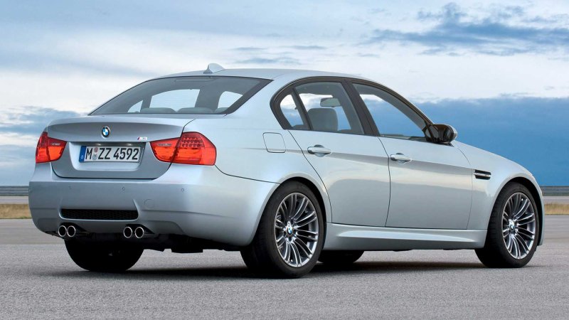БМВ м3 е90 седан