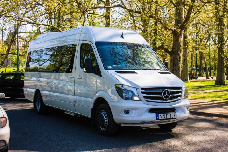 Mercedes Benz Sprinter 516