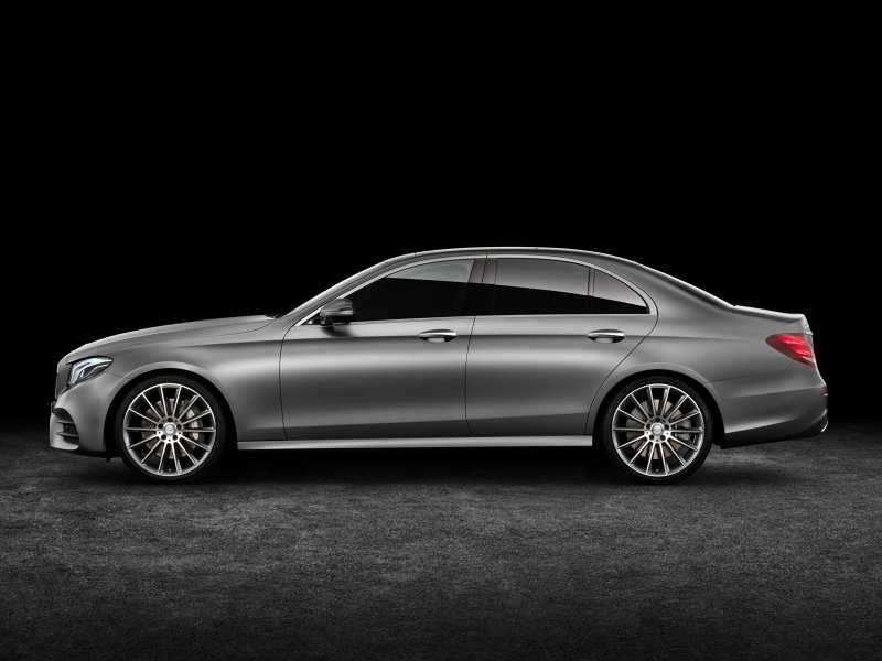 2011 Mercedes-Benz s63 AMG