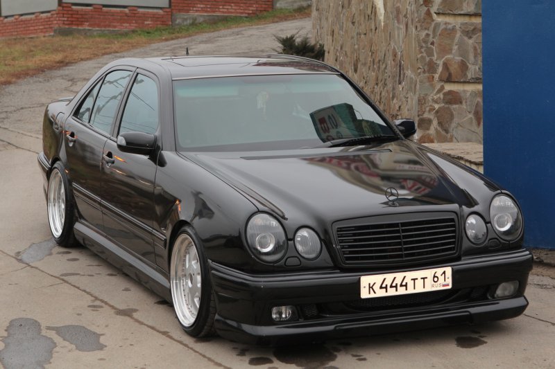 Мерседес w210 e320