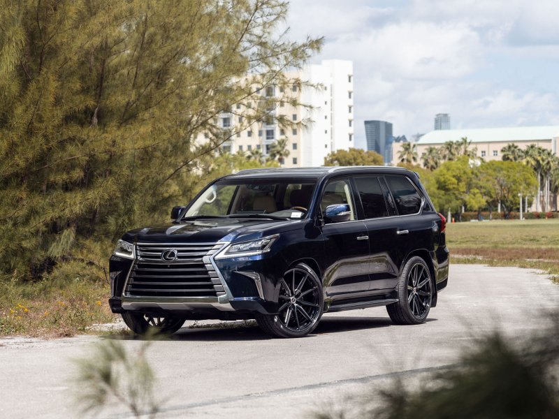 Lexus LX 570 2021