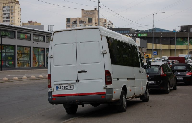 Мерседес Бенц Спринтер бортовой