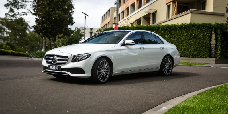 Мерседес e530