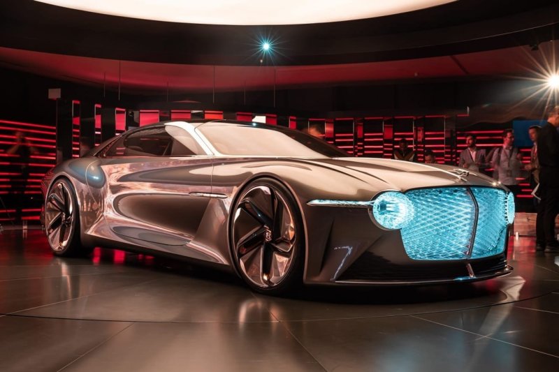 Мерседес AMG Vision Gran Turismo