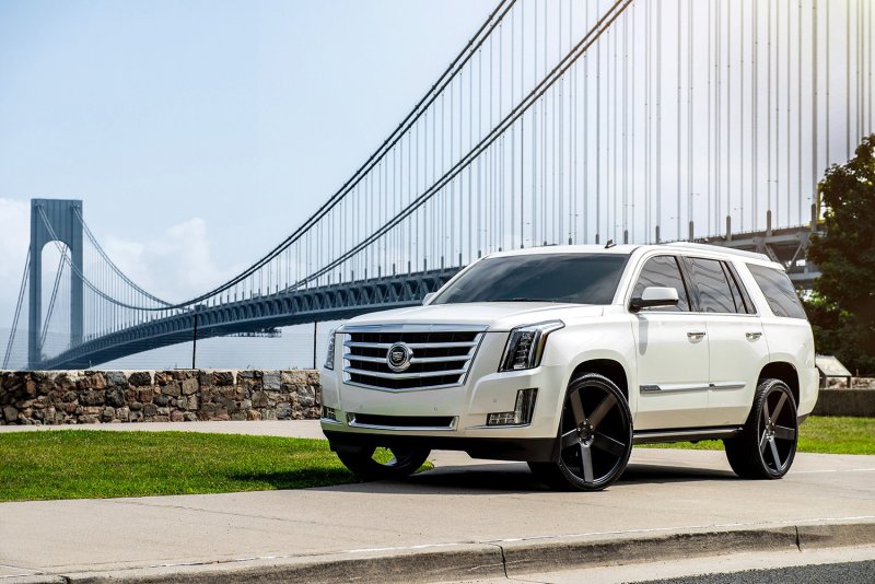 Cadillac Escalade r24