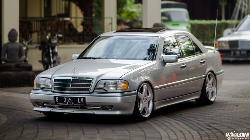 Мерседес-Бенц w202 AMG