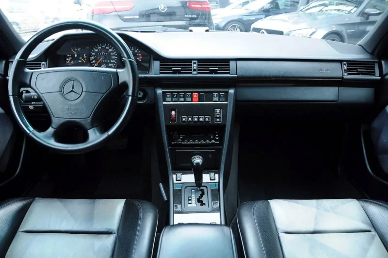 Mercedes w124 e500 салон