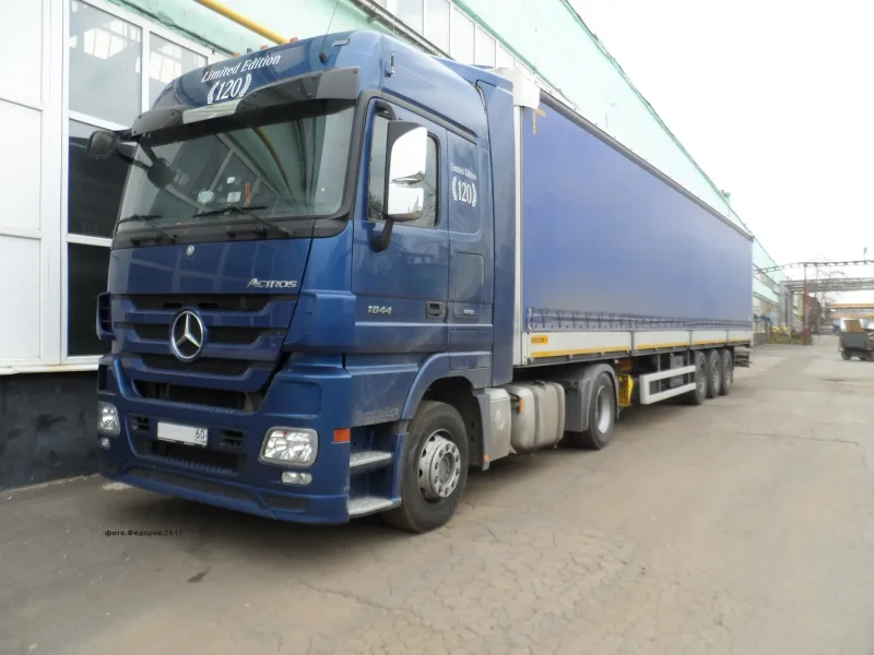 Мерседес Actros 1844