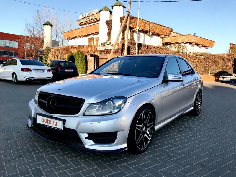 Мерседес w204 AMG