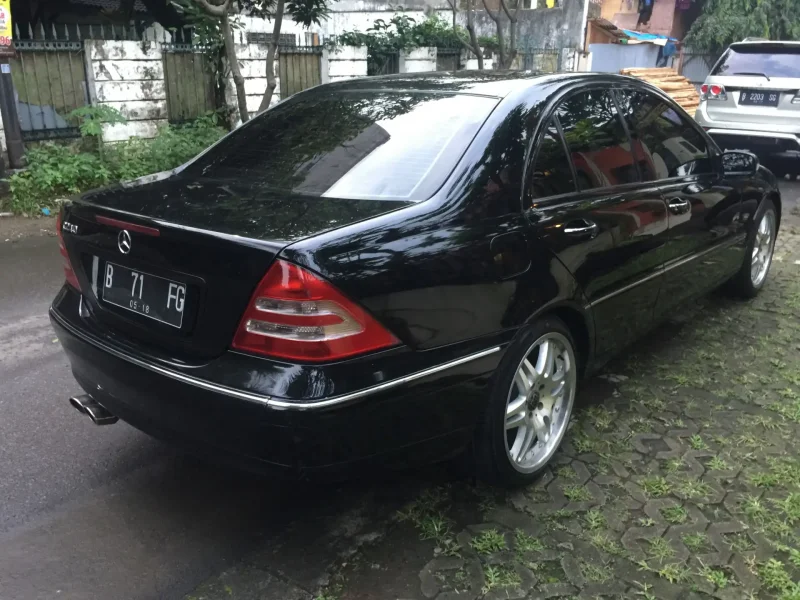 C240 Mercedes 203