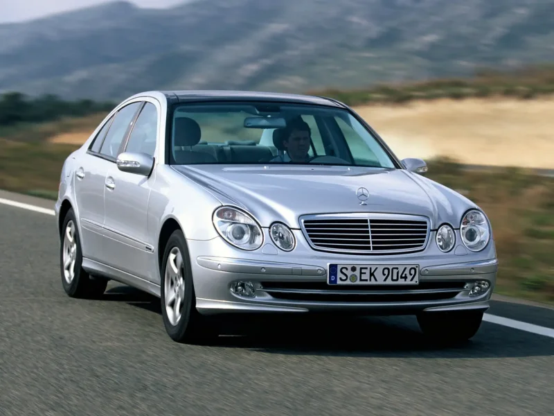 Mercedes Benz e320 w211