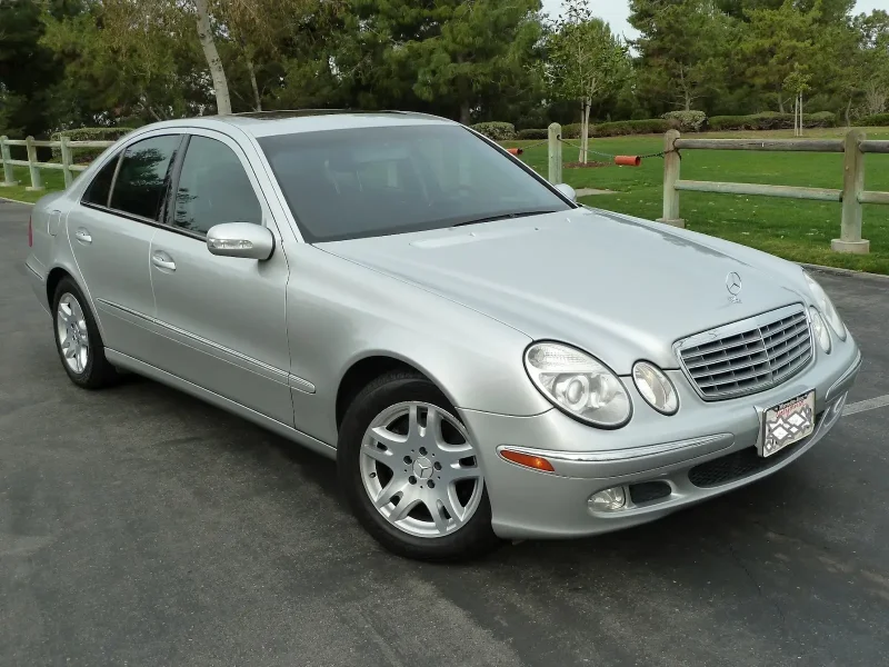 Mercedes e320 2003