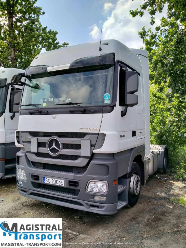 Седельный тягач Mercedes-Benz Actros 1846