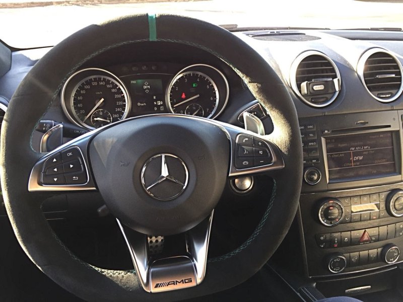 Mercedes GLA руль