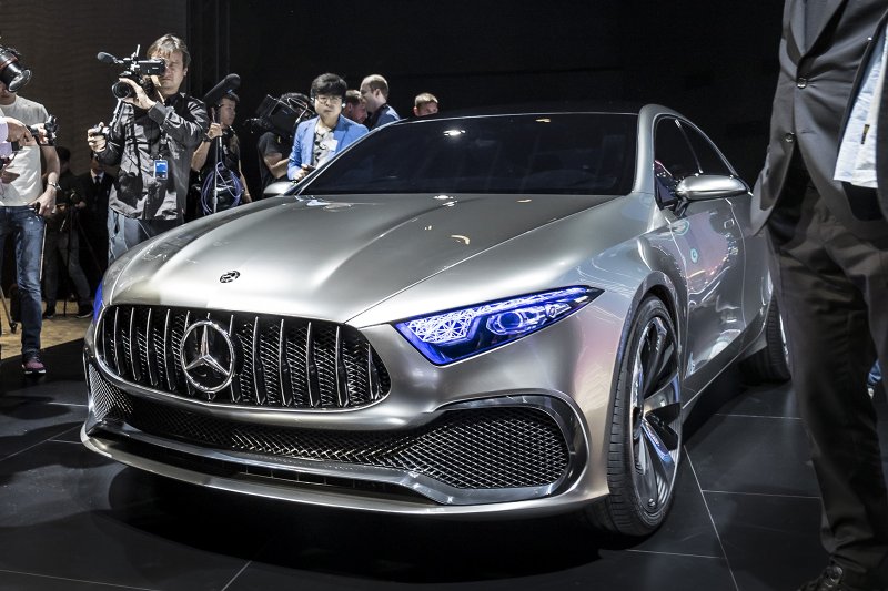 Mercedes Benz 2018