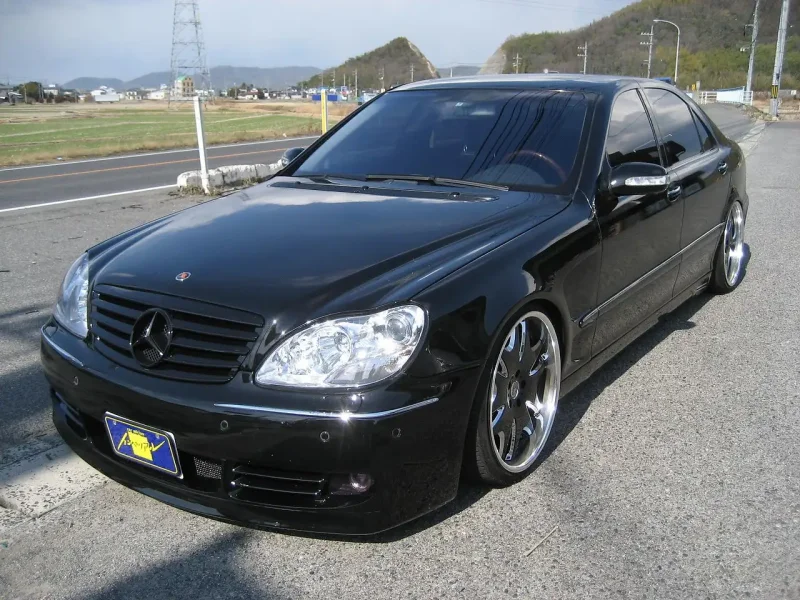 Mercedes Benz s500 w220