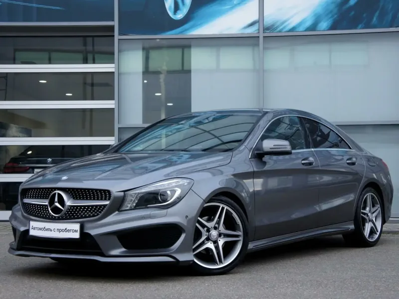 Mercedes Benz CLA 200