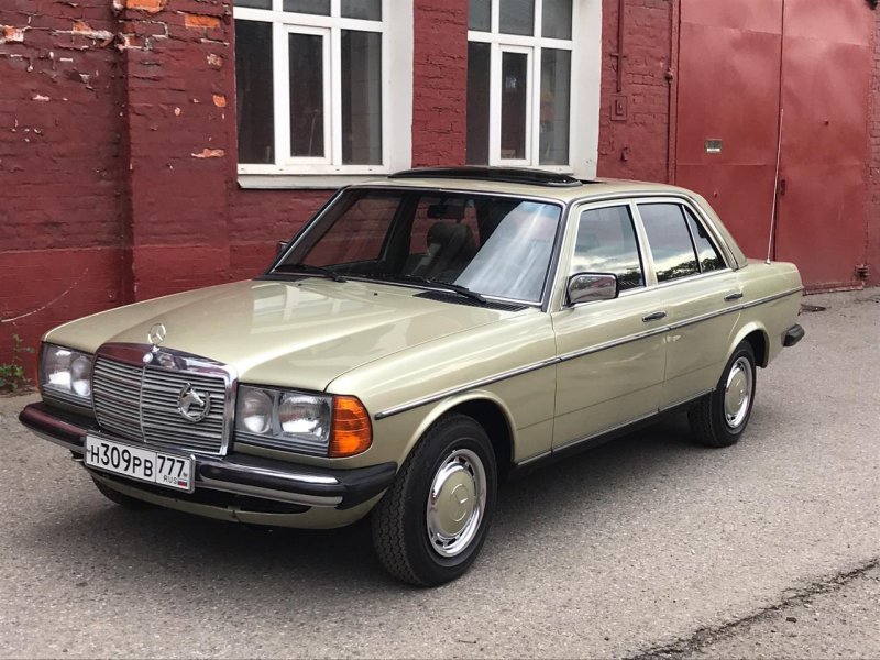 Mercedes Benz e230 w123