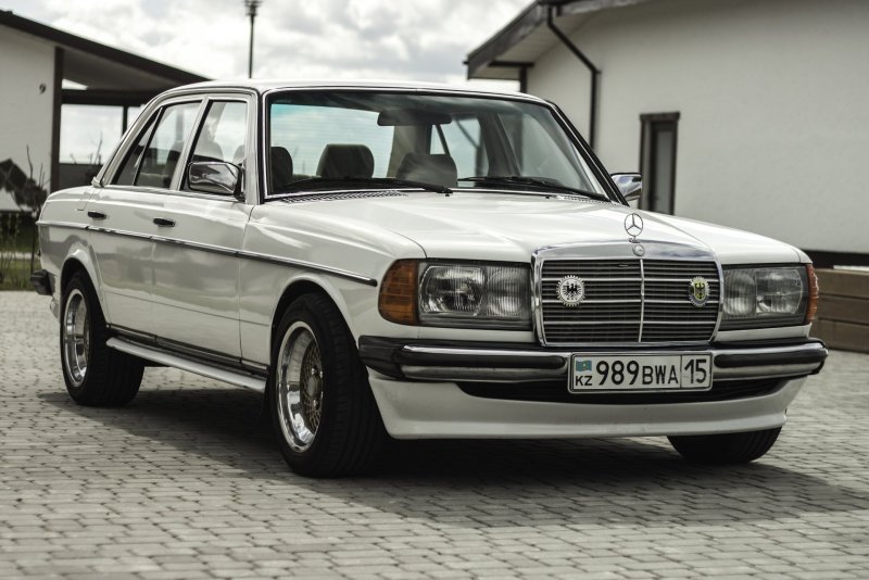 Mercedes-Benz w123